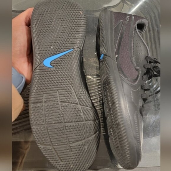 Nike Tempo Sneakers - Picture 8 of 8